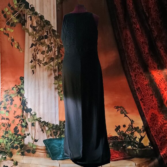 EUC: Candalite Sze 1X Black Maxi Dress with Lace Bodice - Picture 2 of 7